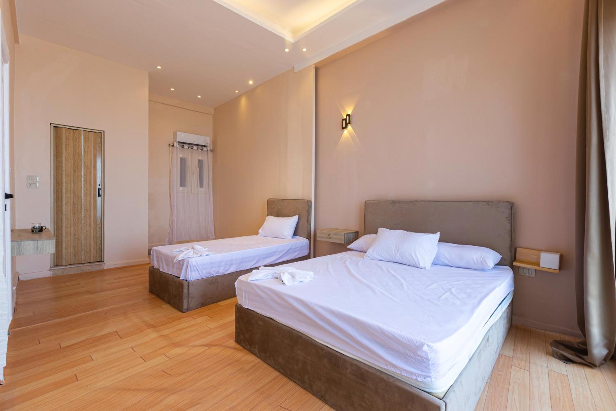 Hyat Suites & Rooms 亚历山大港 外观 照片